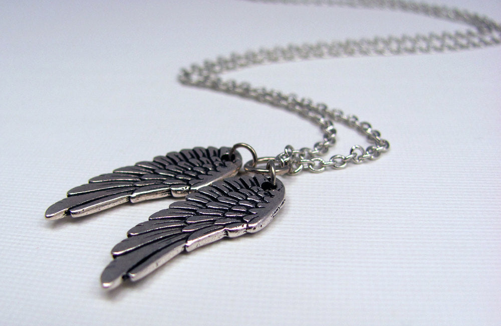 Wings Necklace in Silver