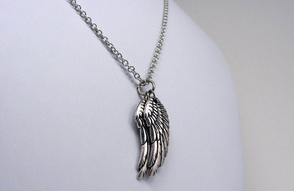 Wings Necklace in Silver