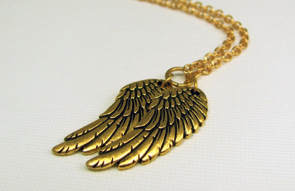 Wings Necklace in Gold