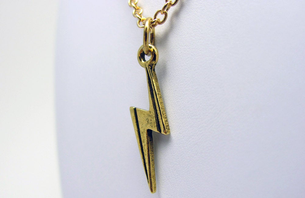 Lightning Bolt Necklace in Gold