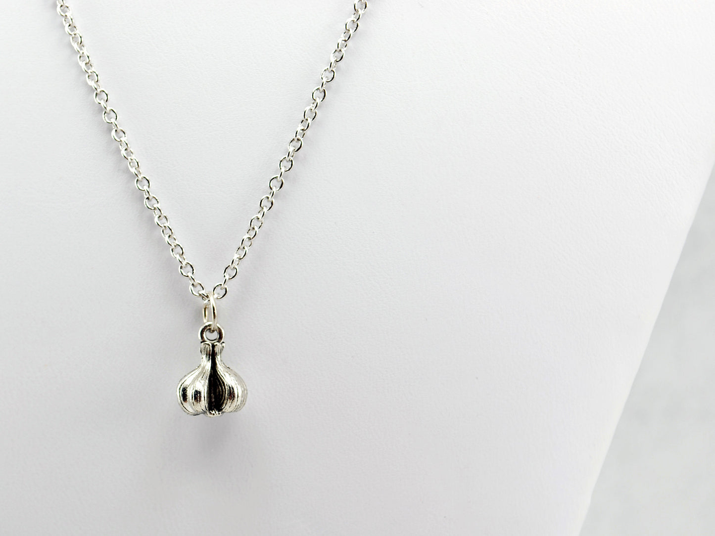 Garlic Necklace in Silver