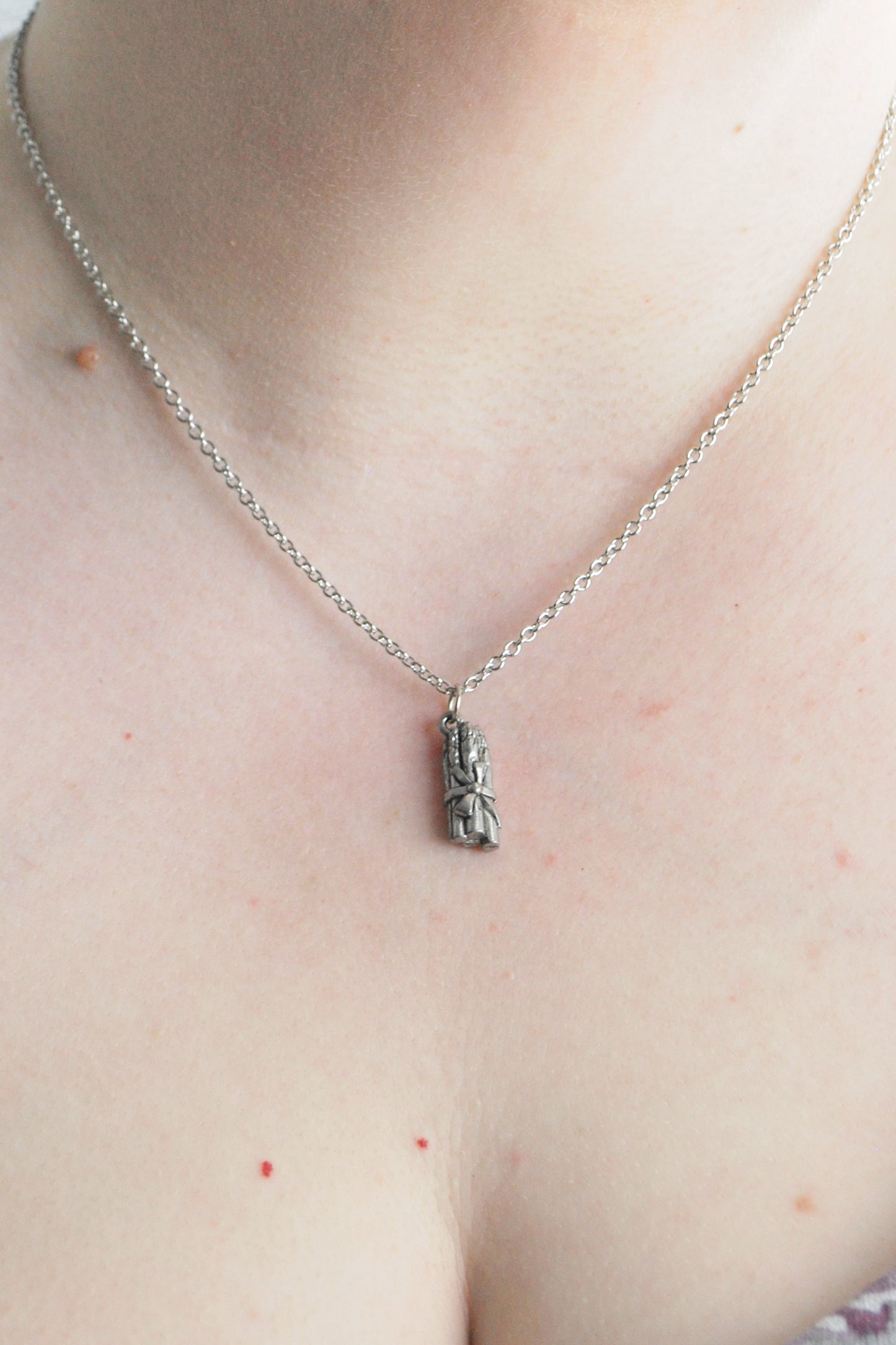 Asparagus Necklace in Silver