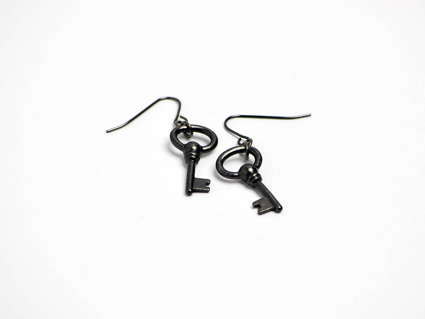 Oval Key Earrings in Gunmetal