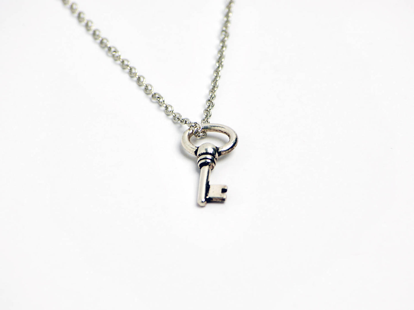 Oval Key Necklace in Silver