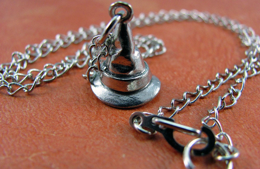 Witch Hat Necklace in Silver