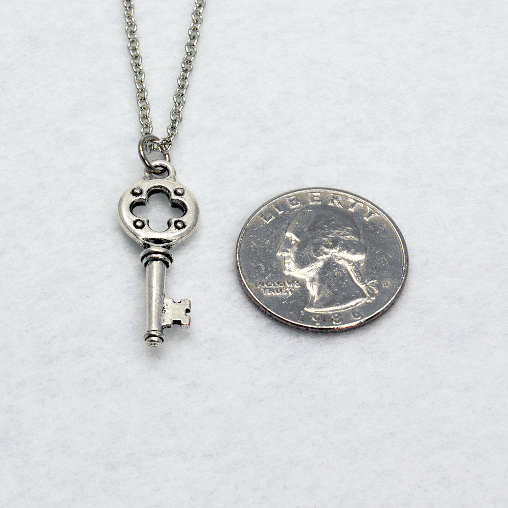 Quatrefoil Key Necklace in Silver