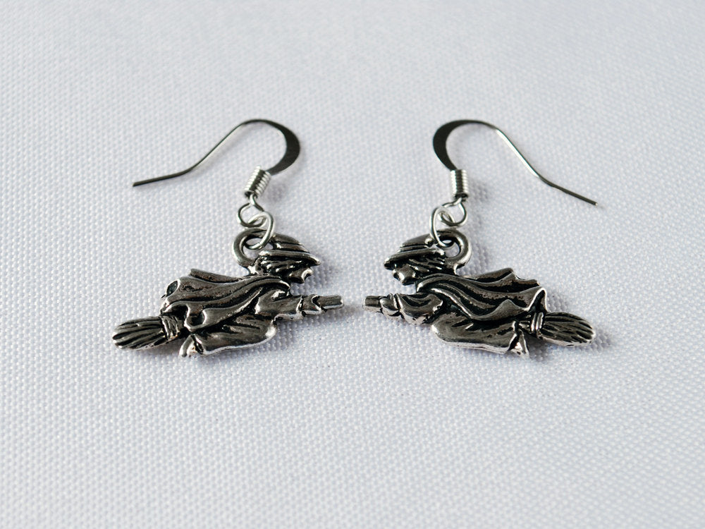 Witch Earrings in Silver